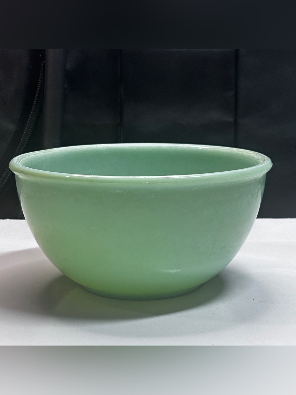 VTG Fire King Oven Ware  Jadeite Green Mixing Bowl Rolled Rim 8” W
